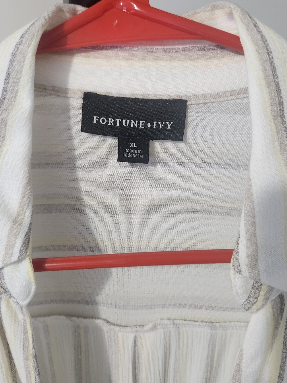 Fortune+Ivy White Striped Button-Down Tie-Hem Shirt - Picture 3 of 7
